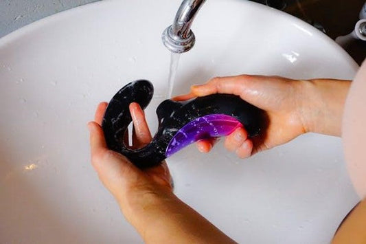 Suction Toys vs. Vibrators: What’s the Difference?