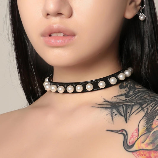 Vegan Collar With Pearl