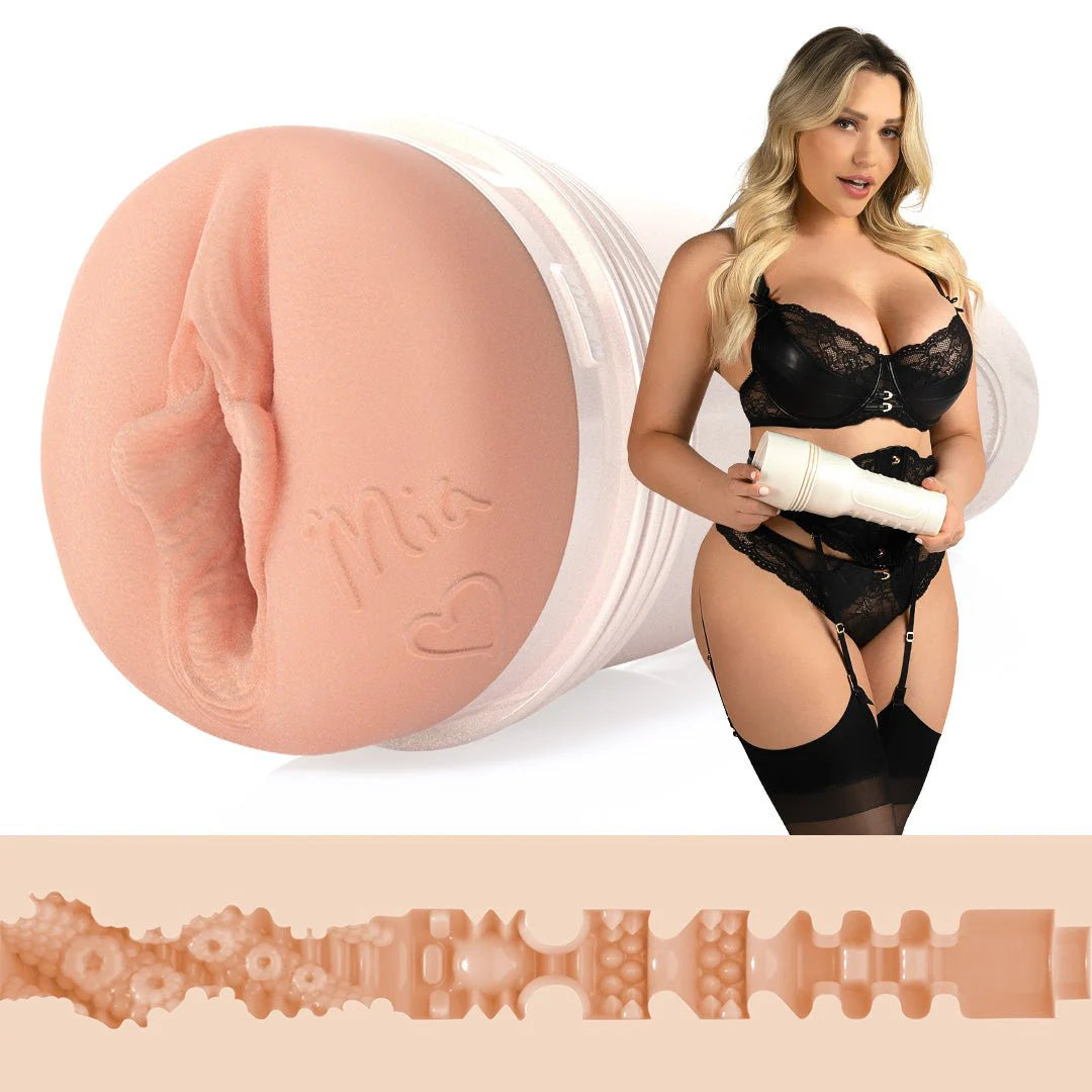 MIA MALKOVA FLESHLIGHT